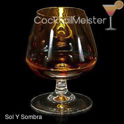 Sol Y Sombra cocktail